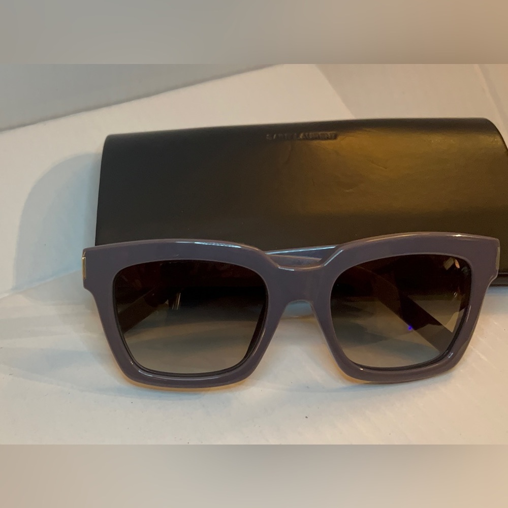 Gray Saint Laurent Bold 1 frames
